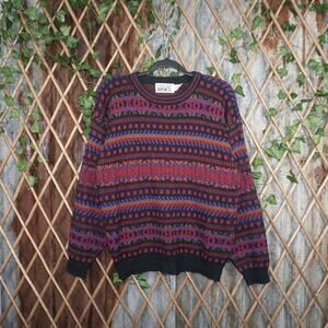 Medium - Vintage Y2K trend basics 90s aztec knitted sweater